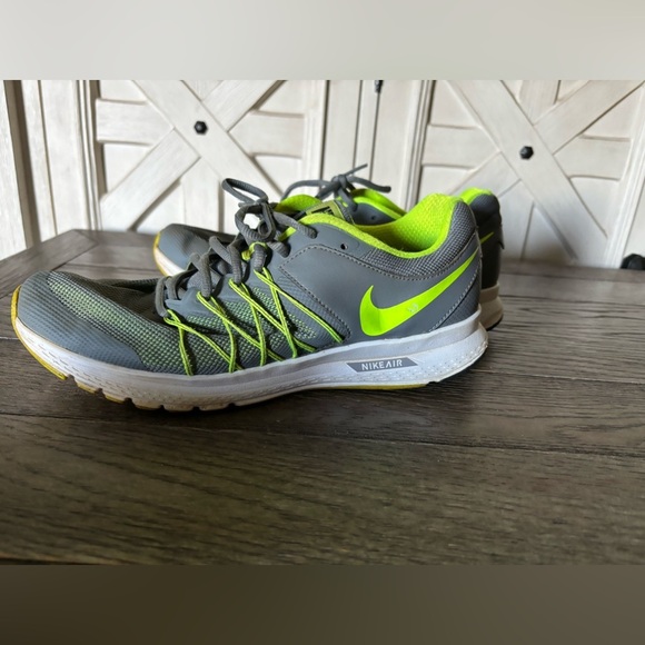 Nike Men’s Air Relentless 6 Cool Grey/ Volt Running 843836-003 Size 9.5 - Picture 4 of 6